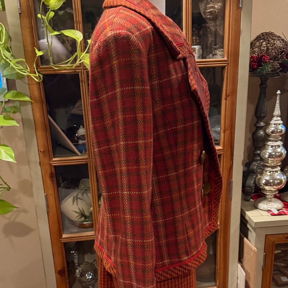 Fall Plaid Double-Breasted Blazer and Skirt Set - Picture 3 of 16